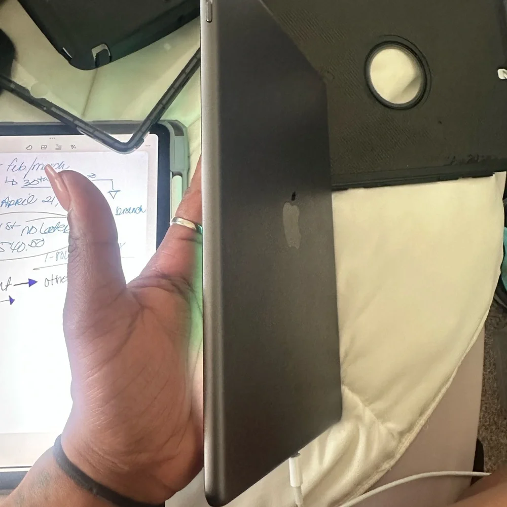 Apple iPad - Silver Brand New
